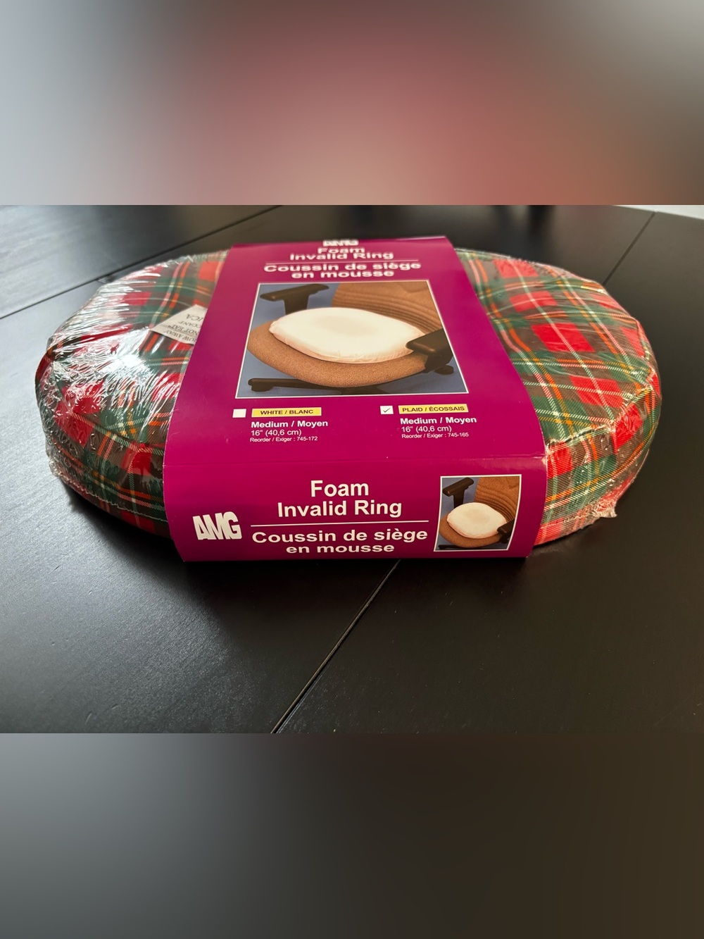 😍2/$20 NEW Foam Invalid Ring Red Green Plaid Sz M